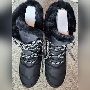 Sorel Whitney Women's Black Winter Boots Size 9